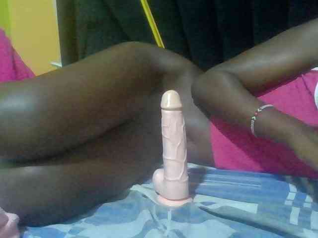Sexyafricanah001 webcam