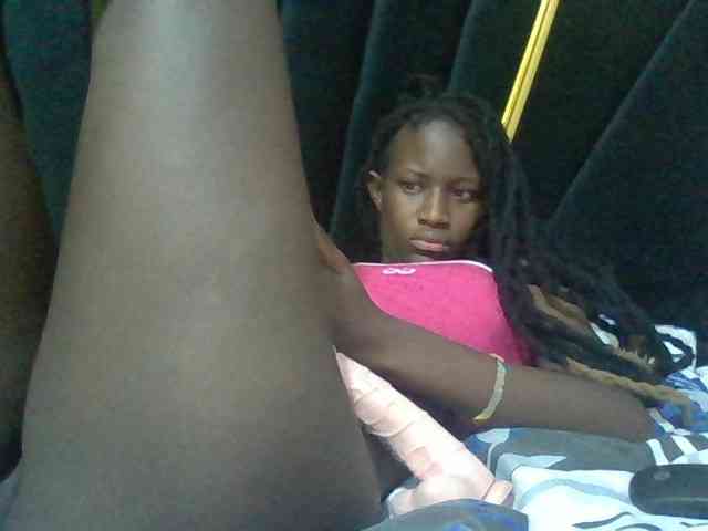 Sexyafricanah001 webcam
