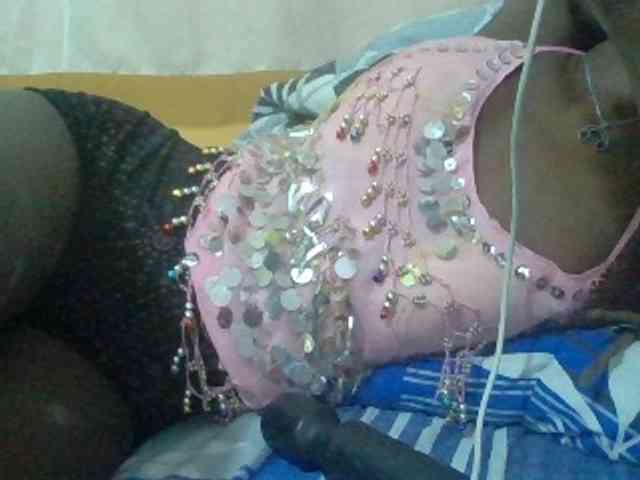 Sexyafricanah001 webcam