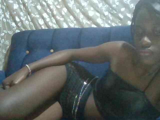 Sexyafricanah001 webcam