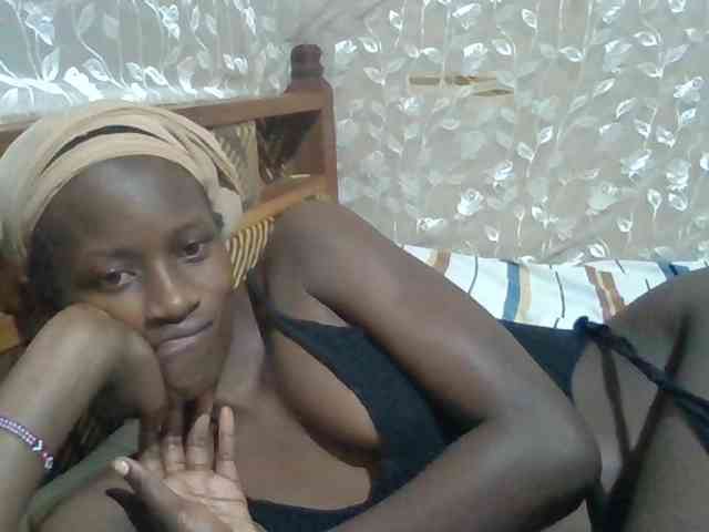 Sexyafricanah001 webcam