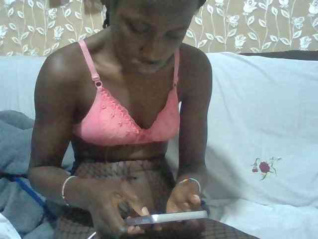 Sexyafricanah001 webcam