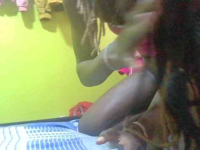 Sexyafricanah001 webcam