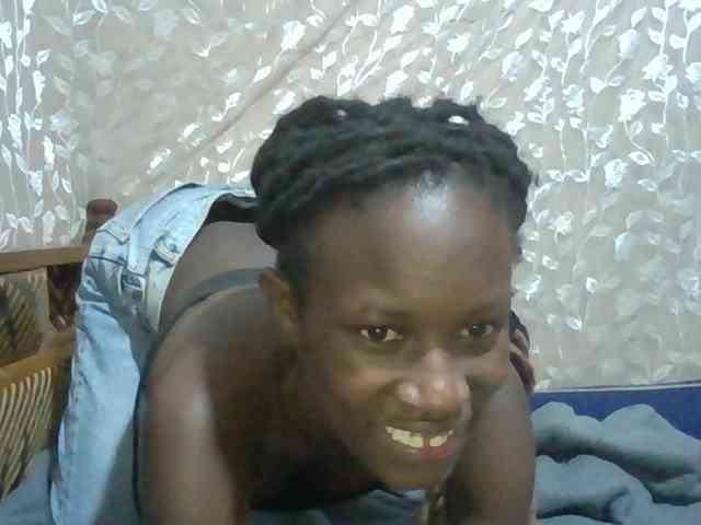 Sexyafricanah001 webcam