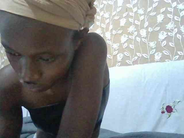 Sexyafricanah001 webcam