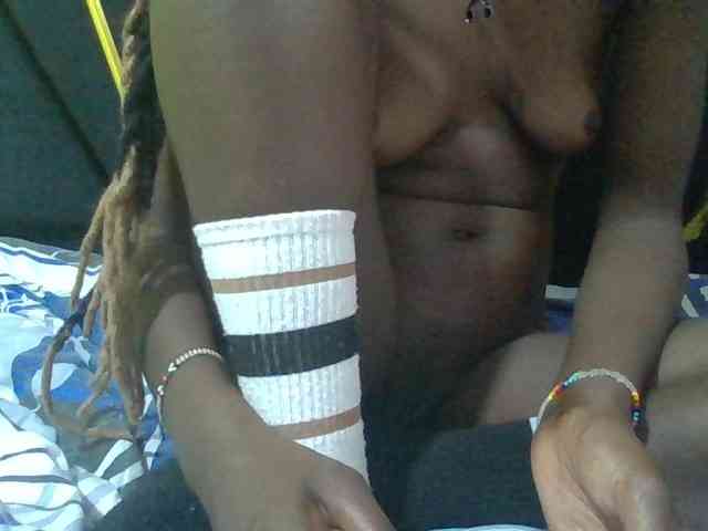 Sexyafricanah001 webcam