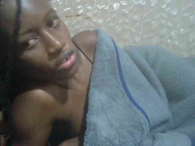 Sexyafricanah001 webcam
