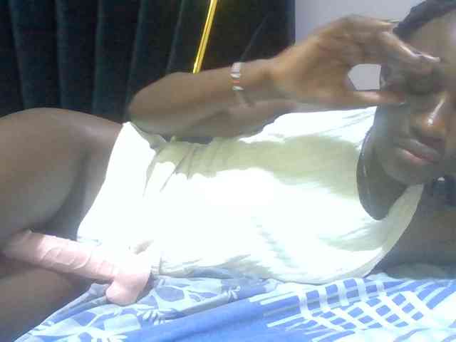 Sexyafricanah001 webcam