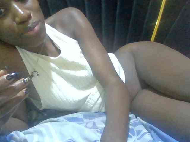 Sexyafricanah001 webcam
