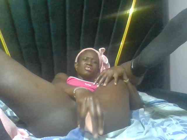 Sexyafricanah001 webcam
