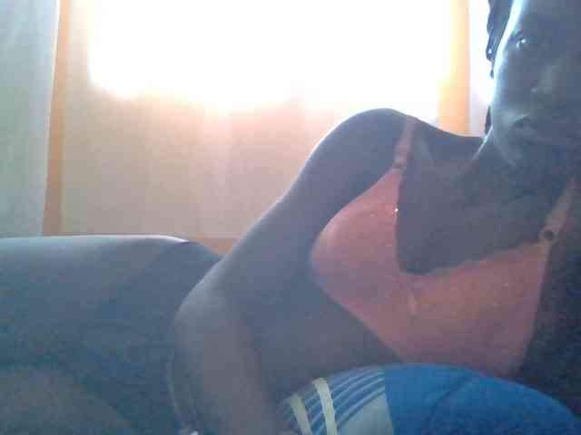 Sexyafricanah001 webcam