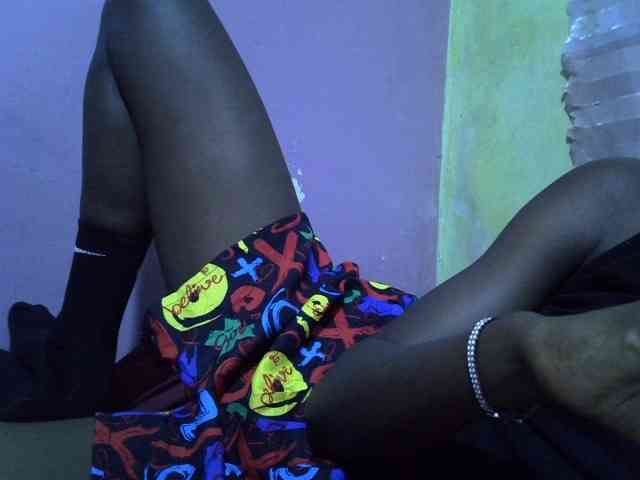 Sexyafricanah001 webcam
