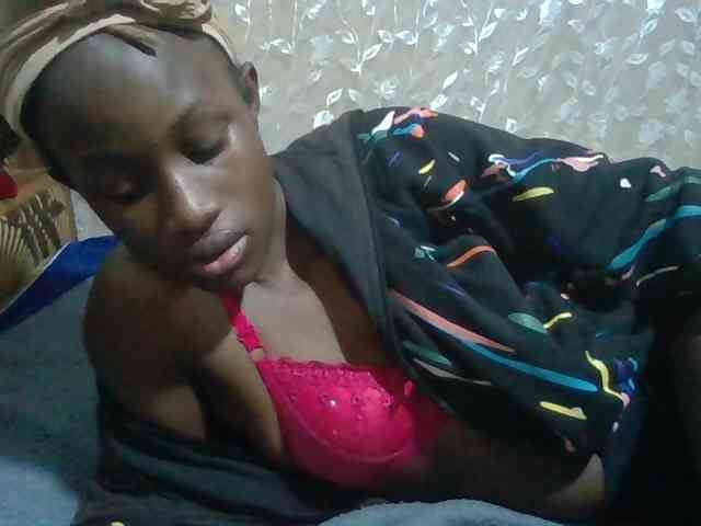 Sexyafricanah001 webcam