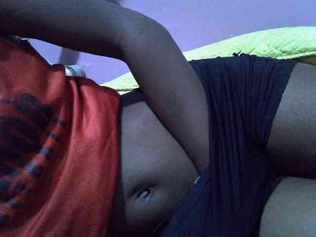 Sexyafricanah001 webcam
