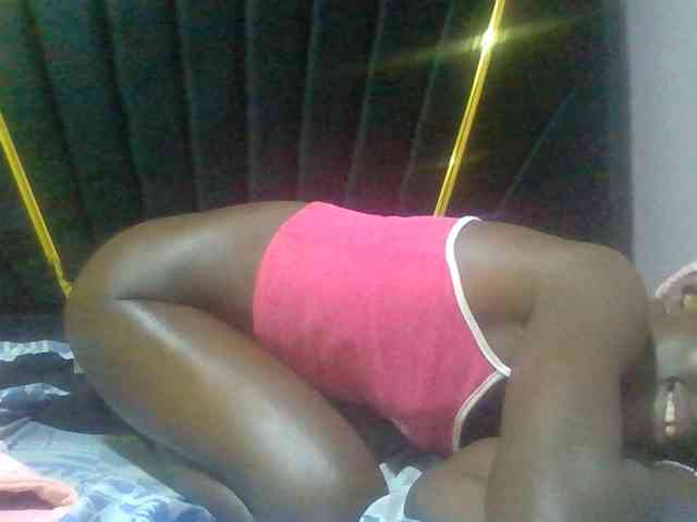 Sexyafricanah001 webcam