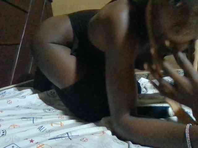 Sexyafricanah001 webcam