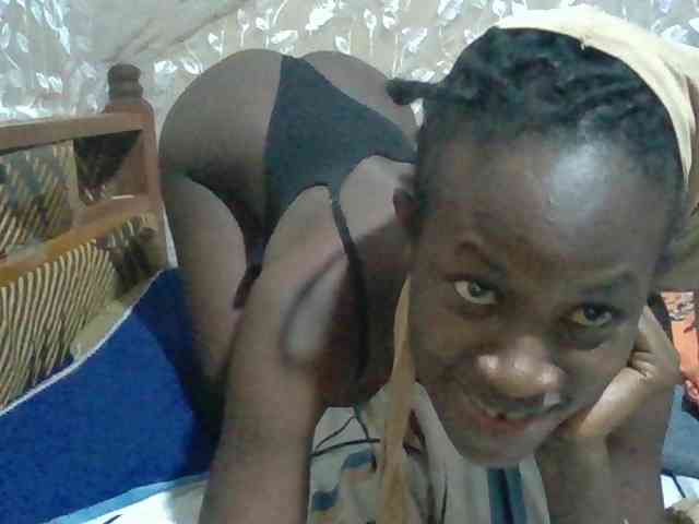 Sexyafricanah001 webcam