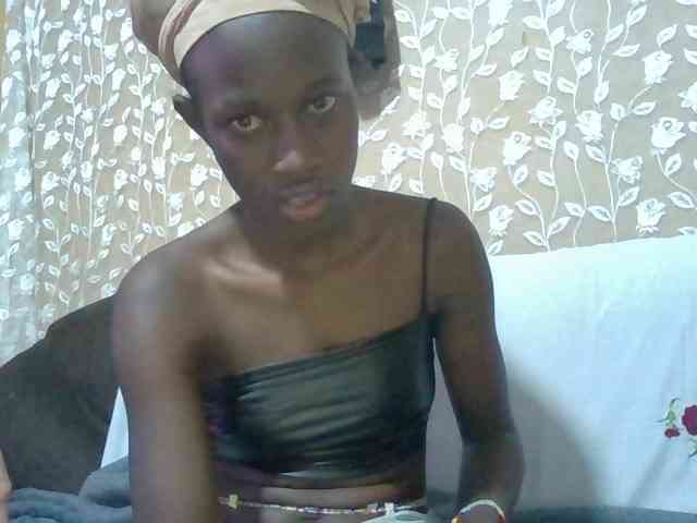 Sexyafricanah001 webcam