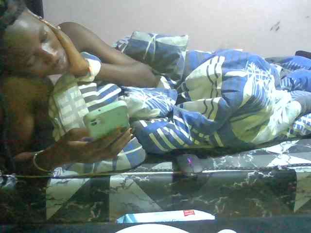 Sexyafricanah001 webcam