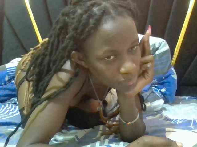 Sexyafricanah001 webcam