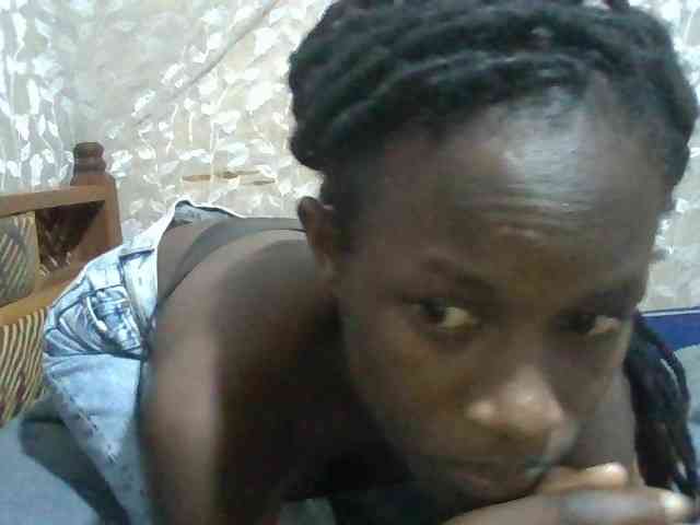 Sexyafricanah001 webcam