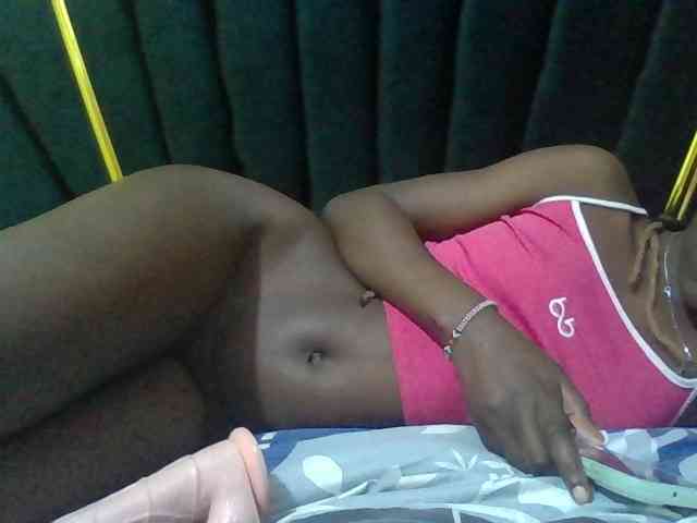 Sexyafricanah001 webcam