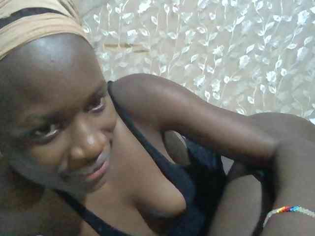 Sexyafricanah001 webcam