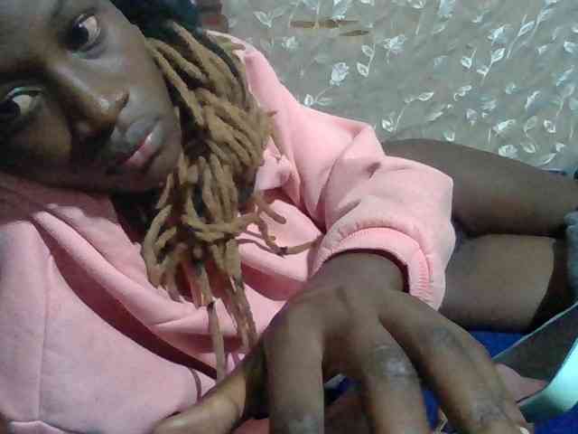 Sexyafricanah001 webcam