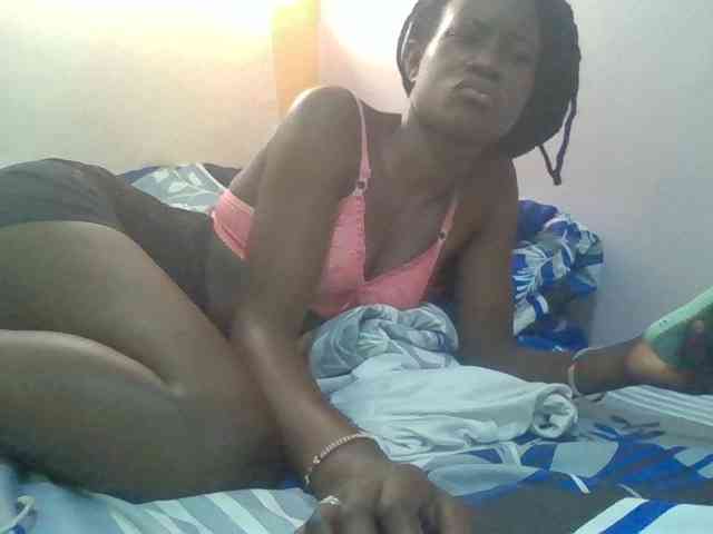Sexyafricanah001 webcam