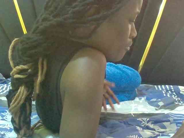 Sexyafricanah001 webcam