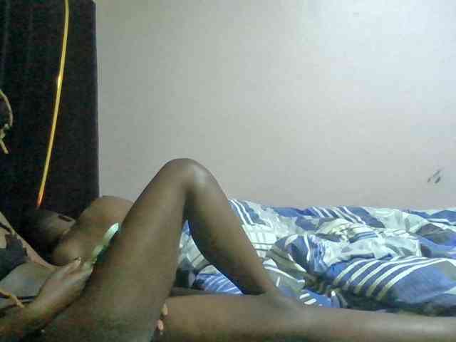 Sexyafricanah001's cam show statistics and live stream