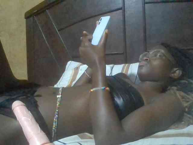 Sexyafricanah001 webcam