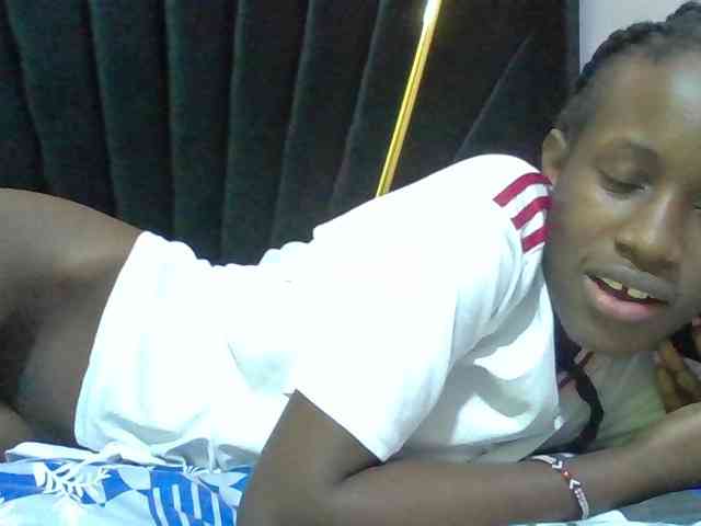 Sexyafricanah001 webcam