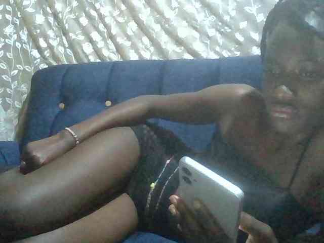 Sexyafricanah001 webcam