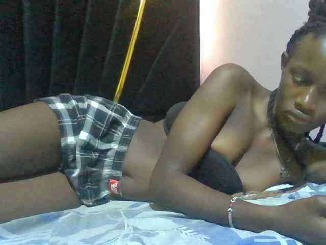 Sexyafricanah001 webcam