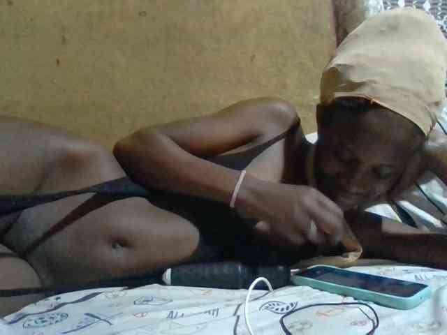 Sexyafricanah001 webcam