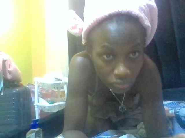 Sexyafricanah001 webcam