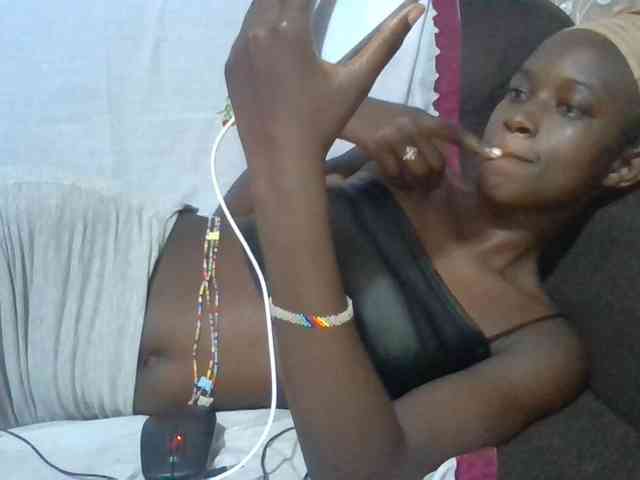 Sexyafricanah001 webcam