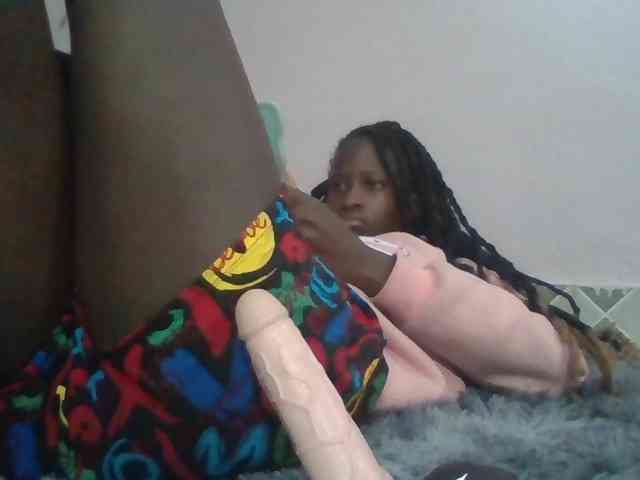 Sexyafricanah001 webcam