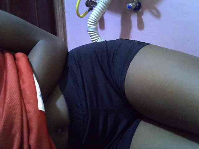 Sexyafricanah001 webcam