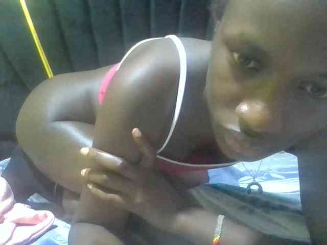 Sexyafricanah001 webcam