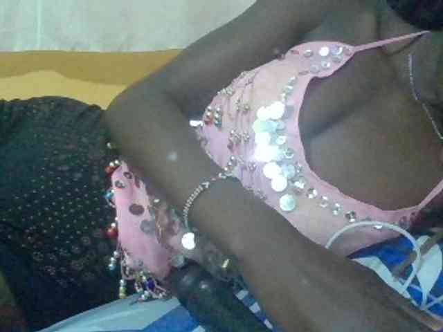 Sexyafricanah001 webcam