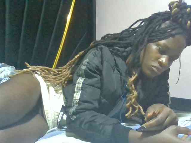 Sexyafricanah001 webcam