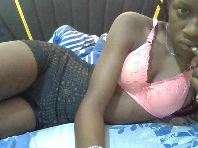 Sexyafricanah001 webcam