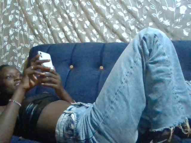 Sexyafricanah001 webcam