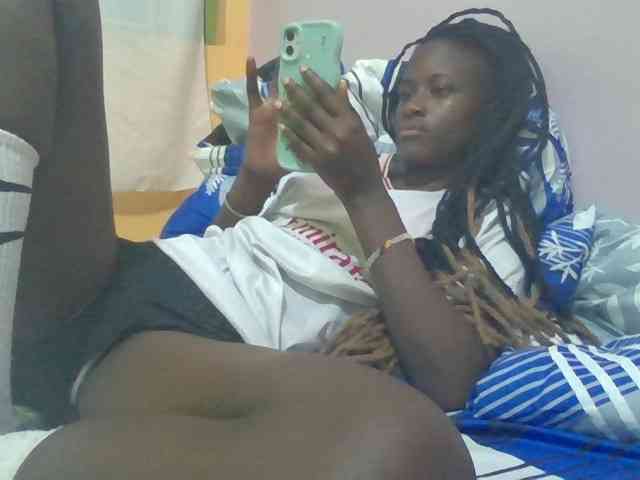 Sexyafricanah001 webcam