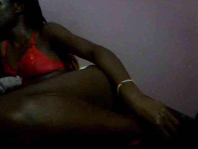 Sexyafricanah001 webcam