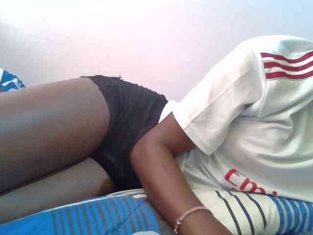 Sexyafricanah001 webcam