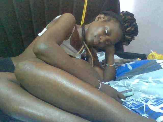 Sexyafricanah001 webcam