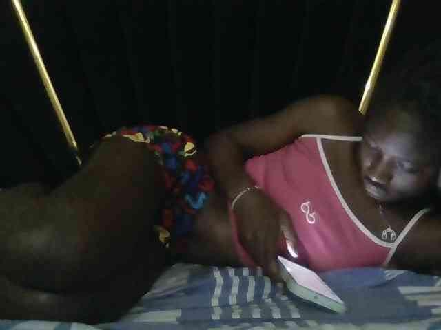 Sexyafricanah001 webcam